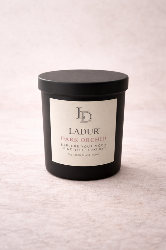 Dark Orchid – Luxury Soy Candle, Net 08 oz | Wooden Wick | Sensual & Timeless Allure