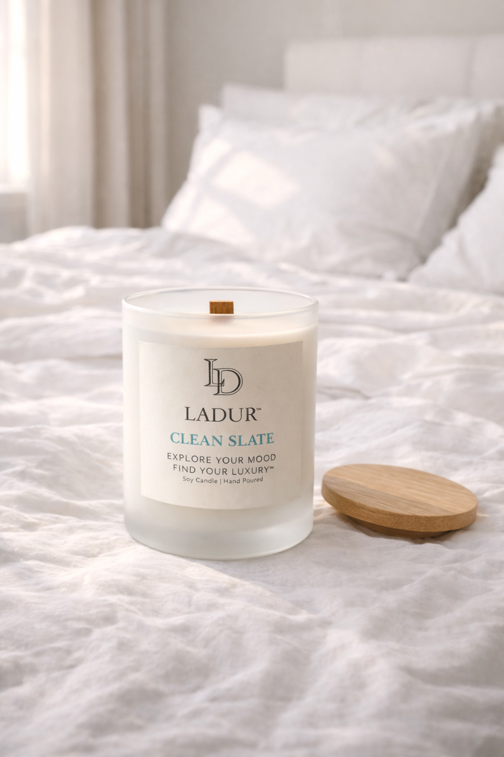 Clean Slate – Soy Candle, Net 08 oz  | wooden Wick | Fresh & Airy